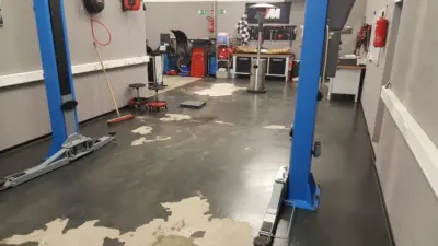Officina automobilistica
